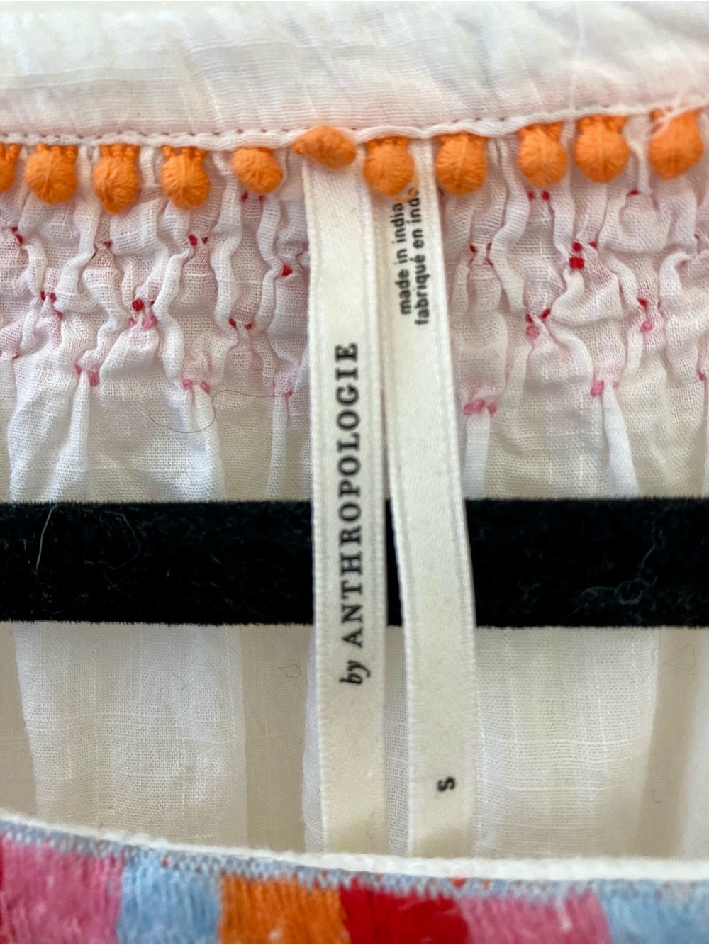 ANTHROPOLOGIE Embroidered Short Sleeve White Peasant Top Pink, Red Floral Sz S - Picture 5 of 5